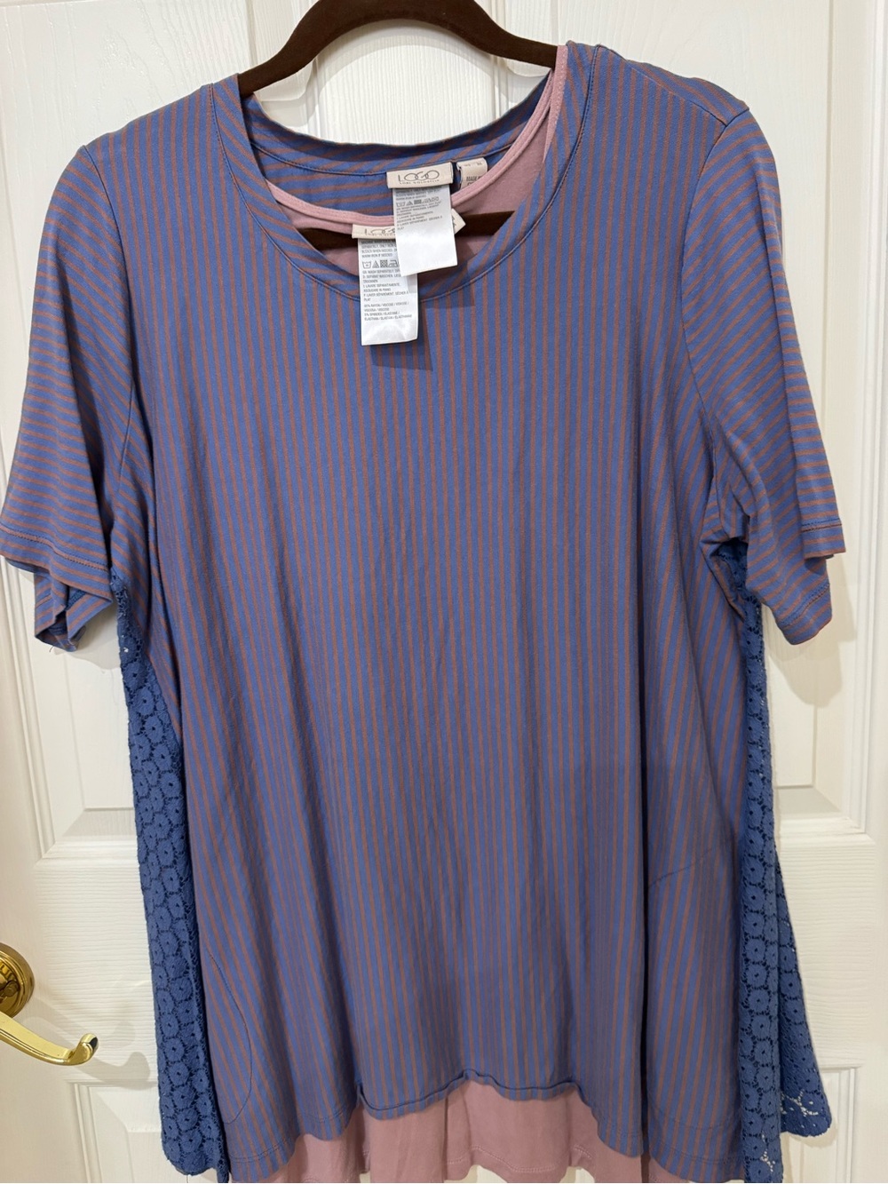 LOGO Short Sleeve Striped 2 piece TOP in Blue and Pink